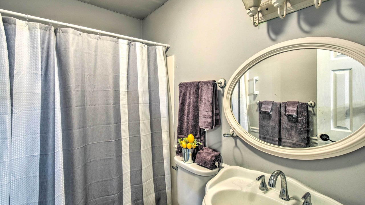 Photo of Bathroom in Otto