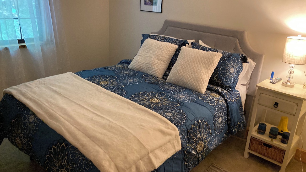 Photo of Bedroom in Hendersonville