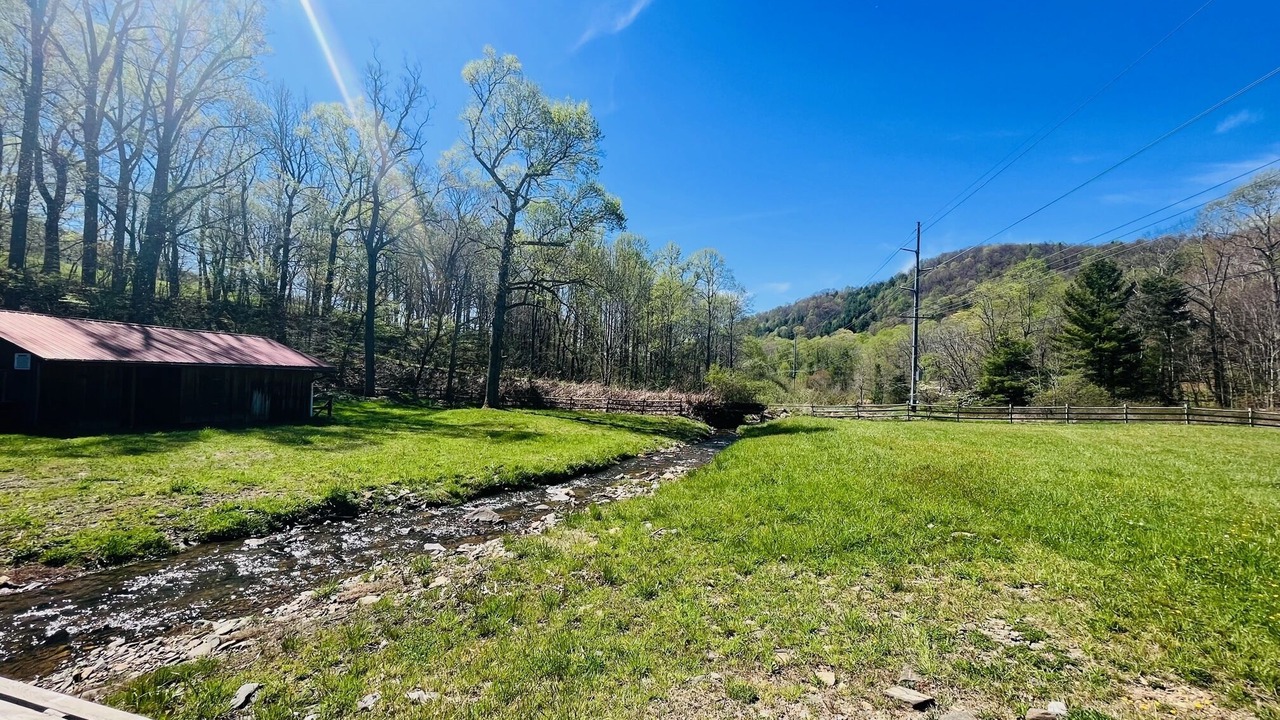 Photo of Outdoor in Boone