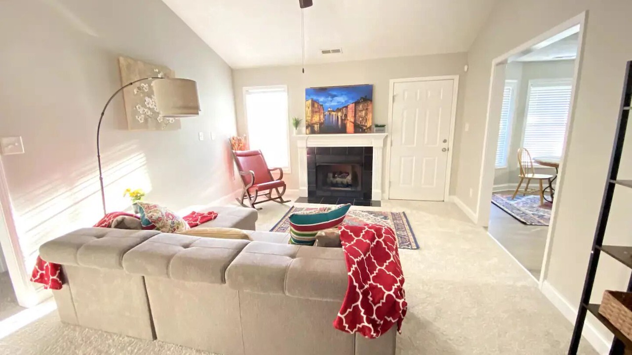 Photo of Livingroom in Fayetteville