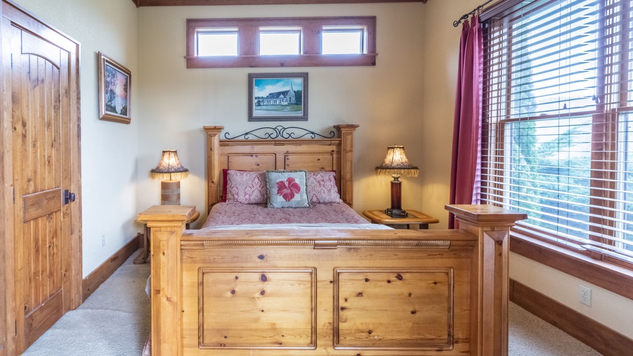 Photo of Bedroom in River Ridge