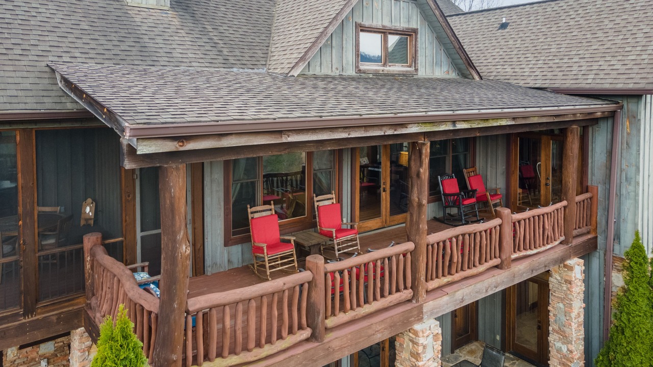 Photo of Patio Balcony in River Ridge