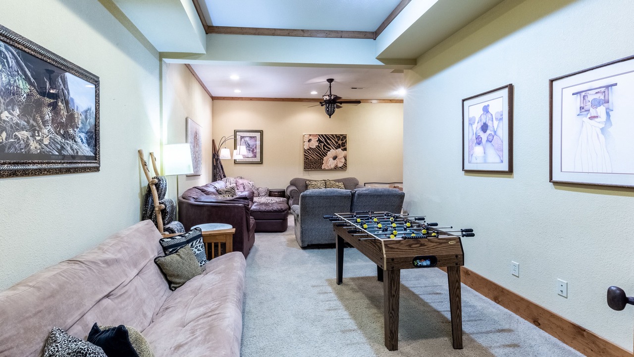 Photo of Livingroom in River Ridge