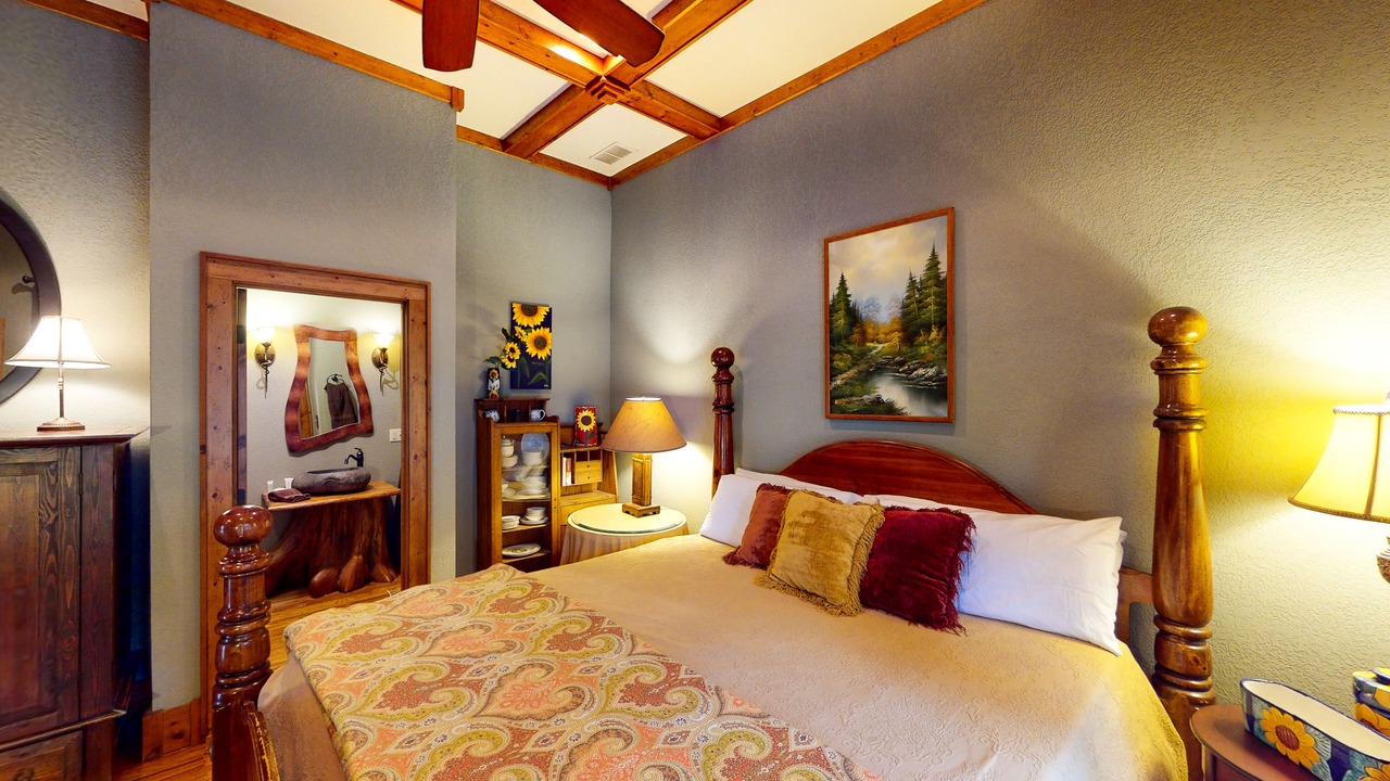 Photo of Bedroom in River Ridge