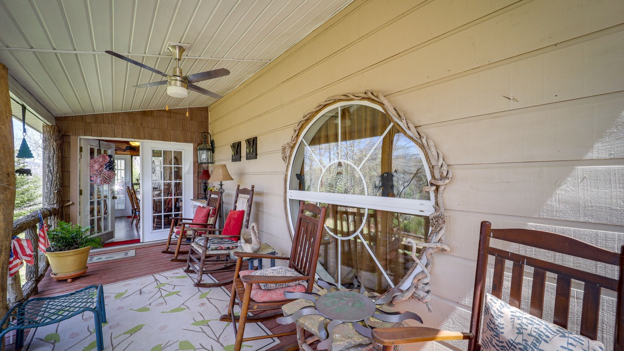 Photo of Outdoor in Micaville