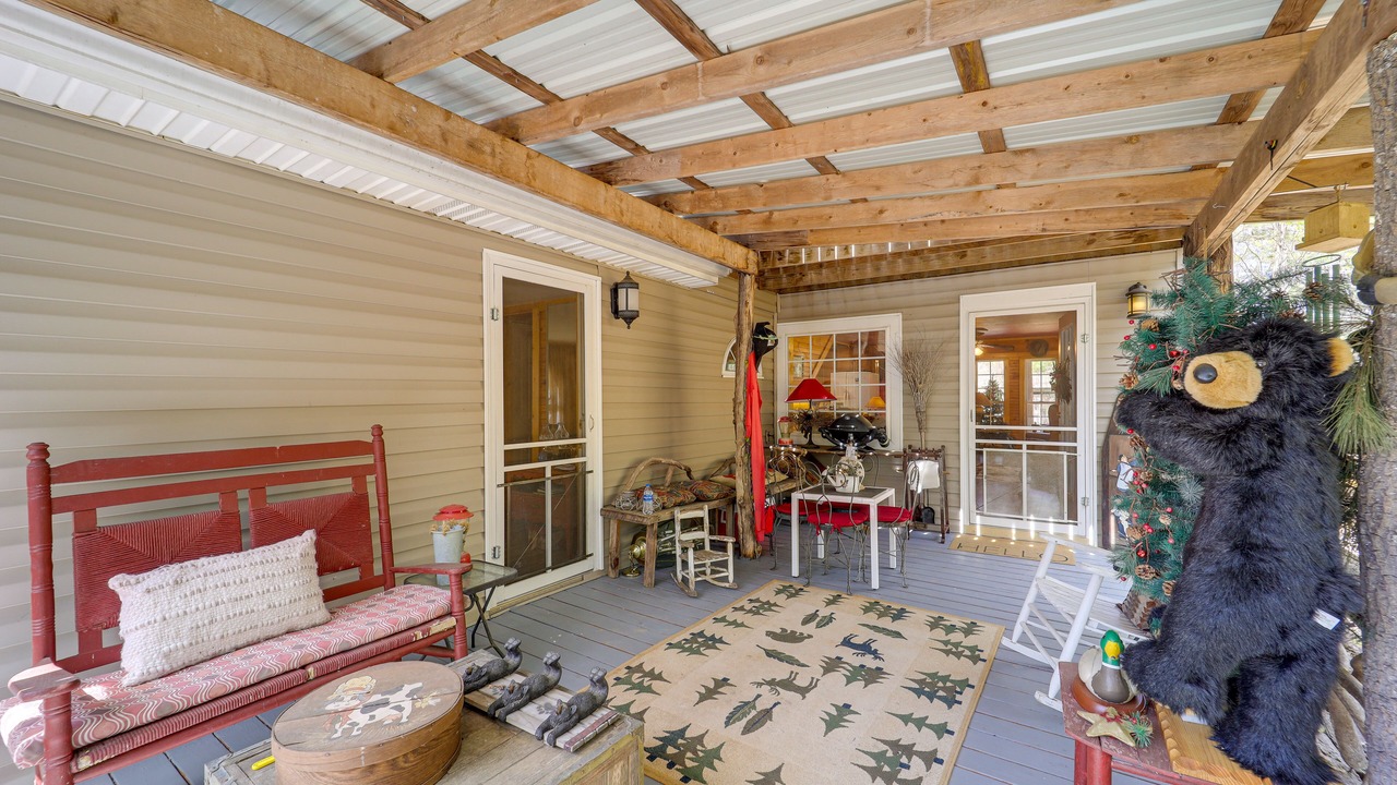 Photo of Outdoor in Micaville