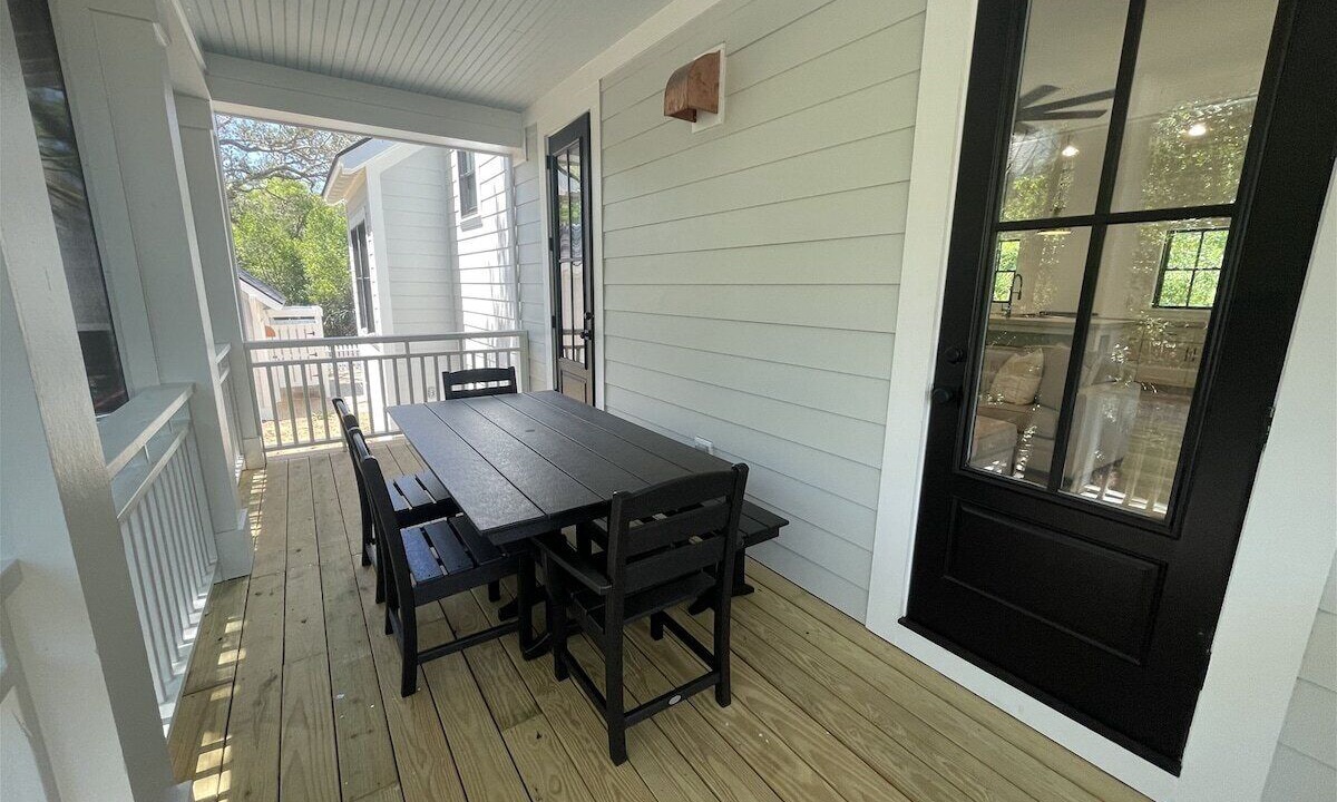 Photo of Outdoor in Cape Fear Station