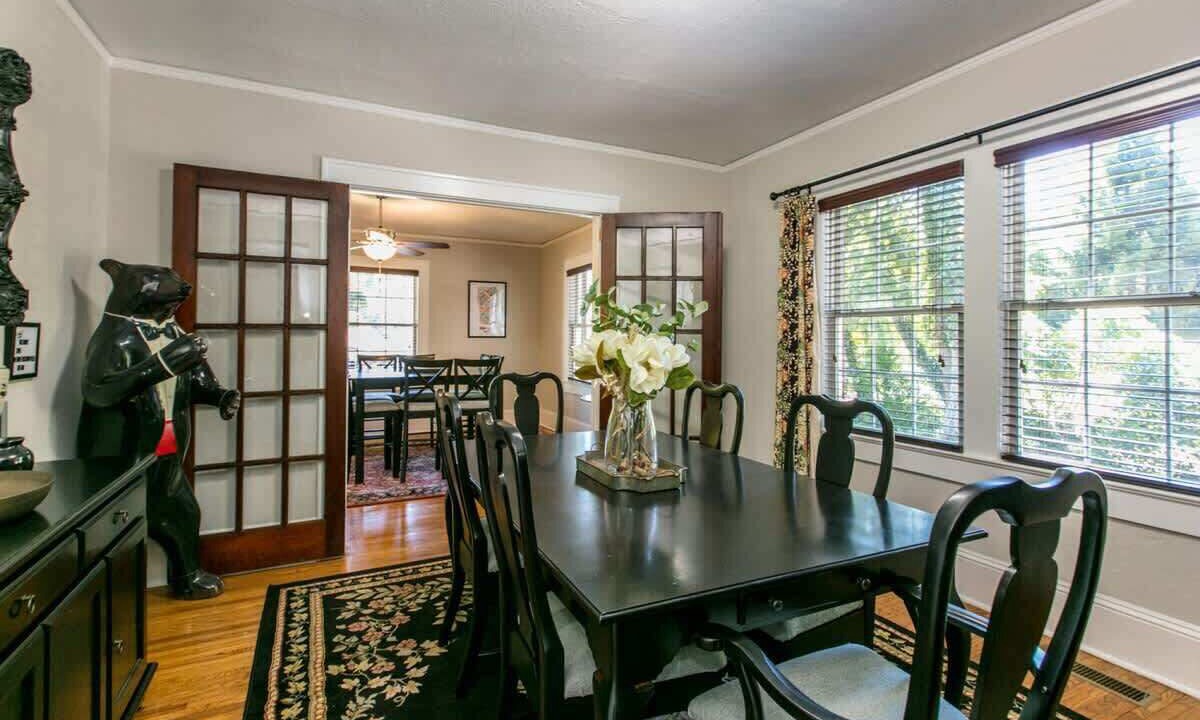Photo of Bedroom in Druid Hills
