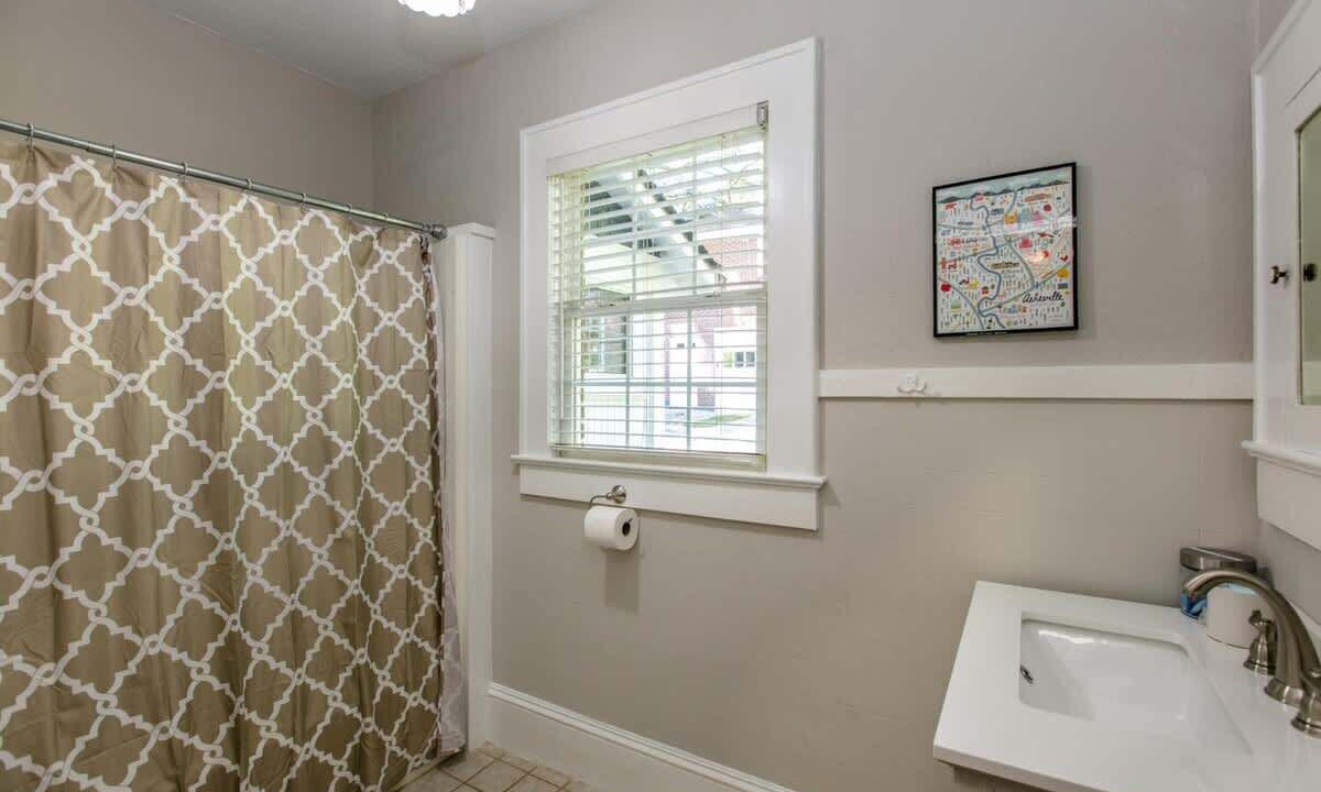 Photo of Bathroom in Druid Hills