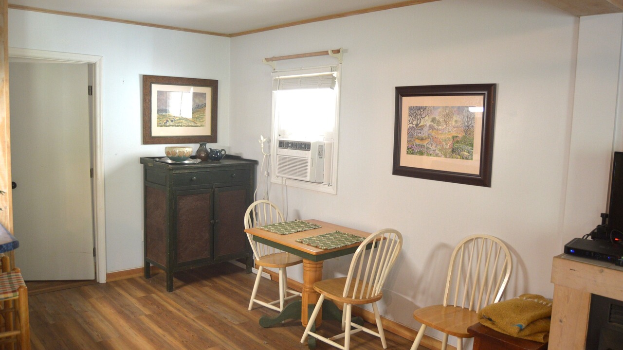Photo of Bedroom in Weaverville
