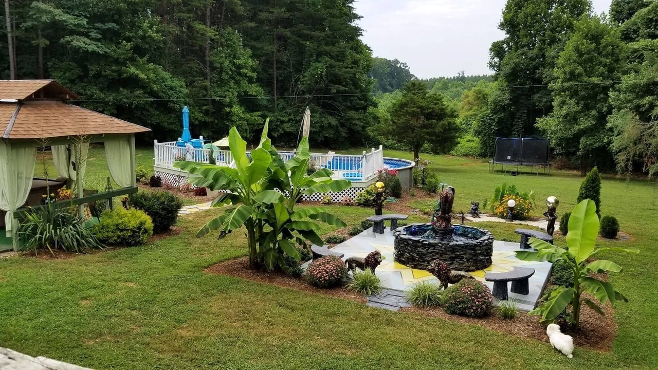 Photo of Others in Mount Airy