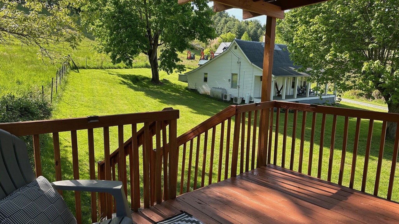 Photo of Outdoor in Mars Hill