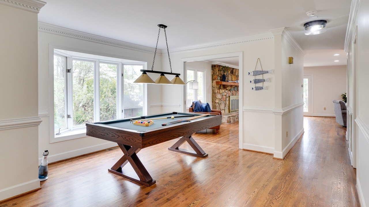 Photo of Bedroom in Leasburg