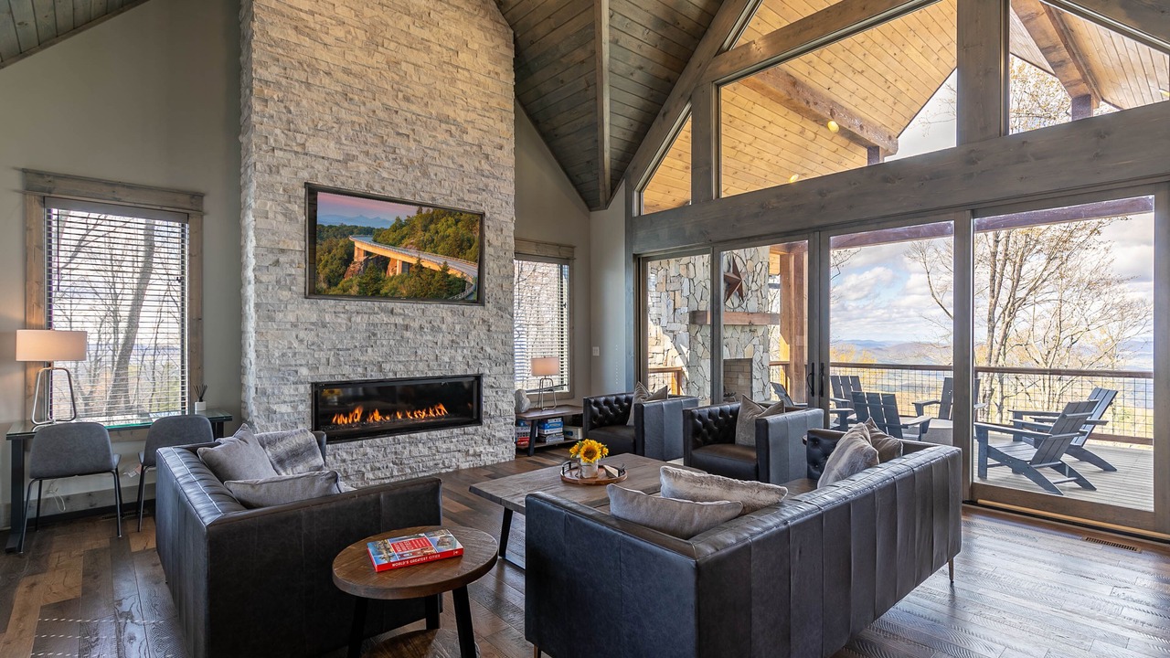 Photo of Livingroom in Elk Park