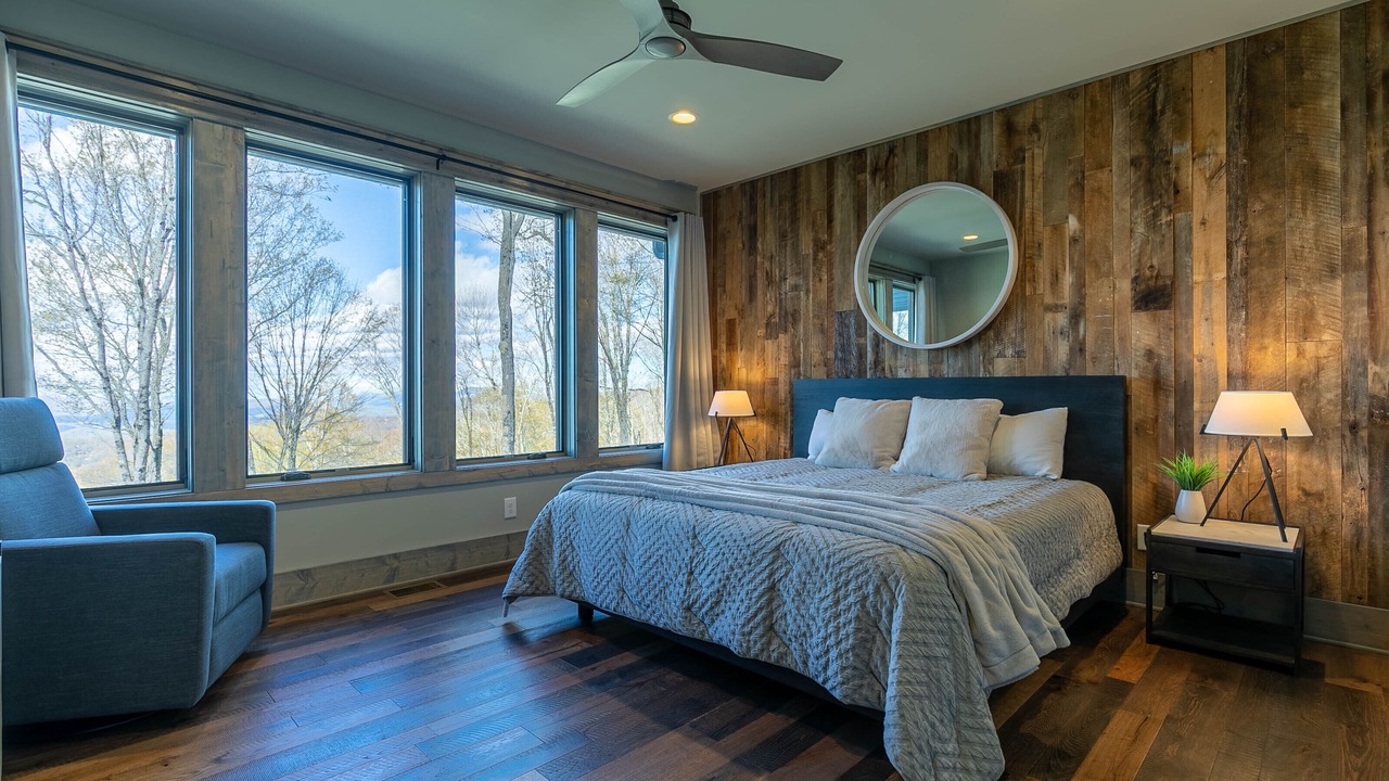 Photo of Bedroom in Elk Park