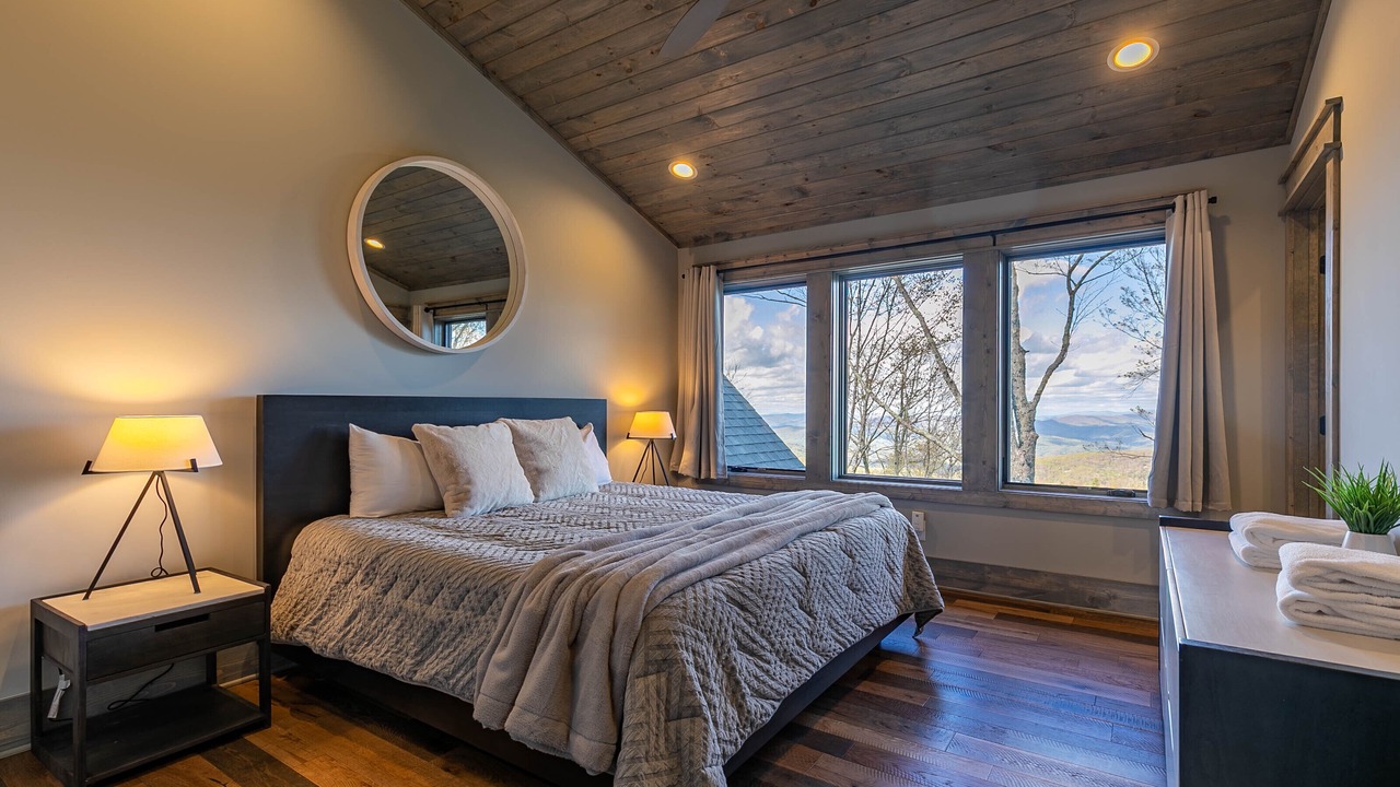 Photo of Bedroom in Elk Park