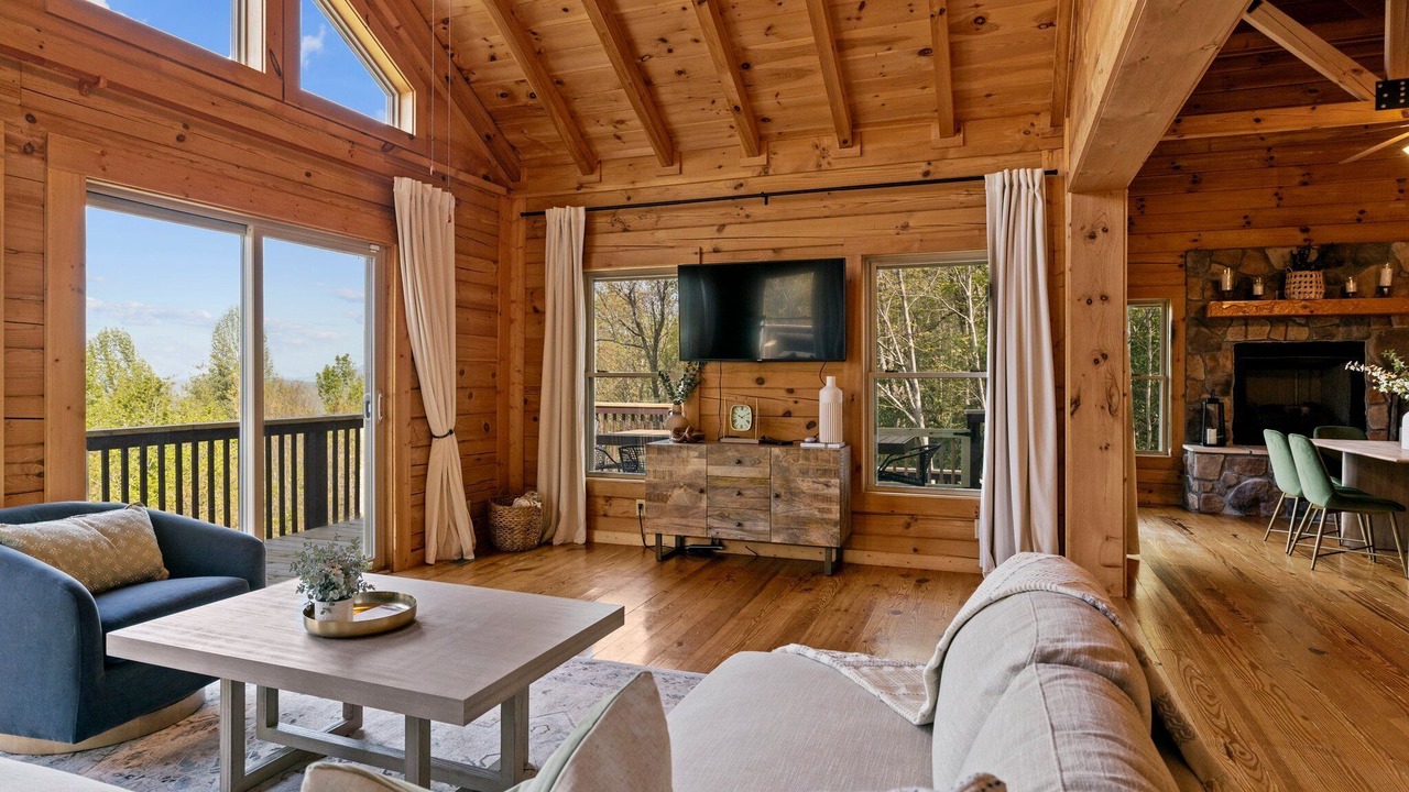 Photo of Bedroom in Pisgah Forest