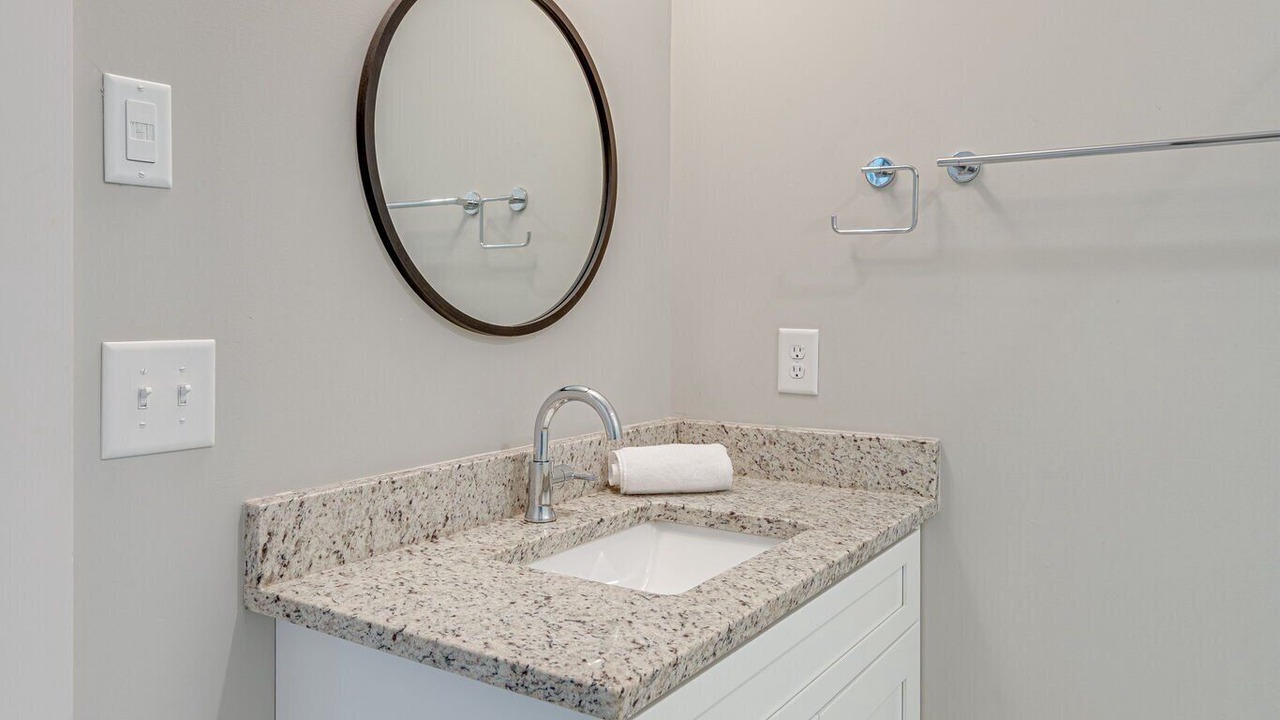 Photo of Bathroom in Melrose