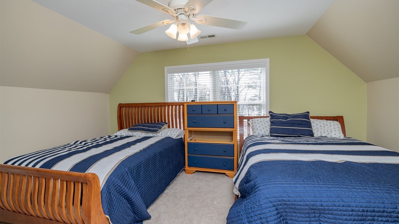 Photo of Bedroom in Moratuck Manor