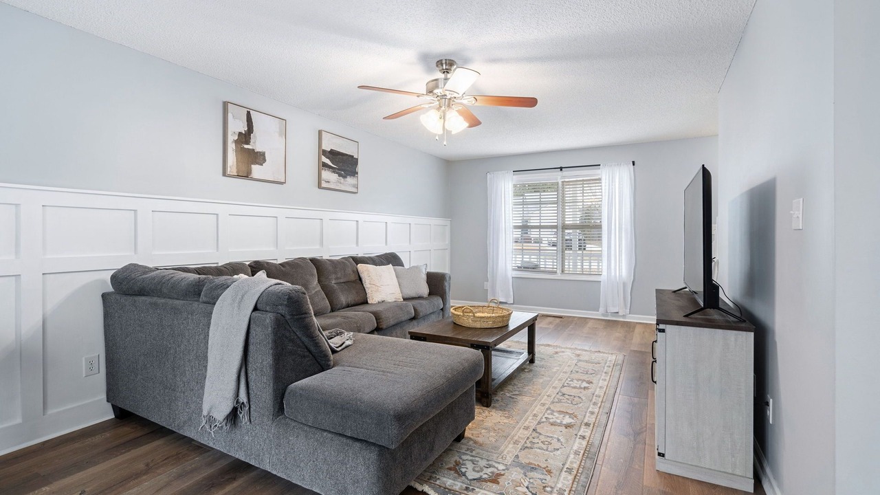Photo of Livingroom in Fuquay-Varina
