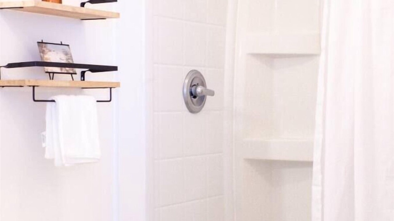 Photo of Bathroom in Wilmington Beach