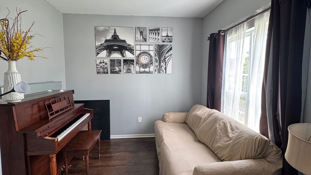 Photo of Livingroom in Charlotte