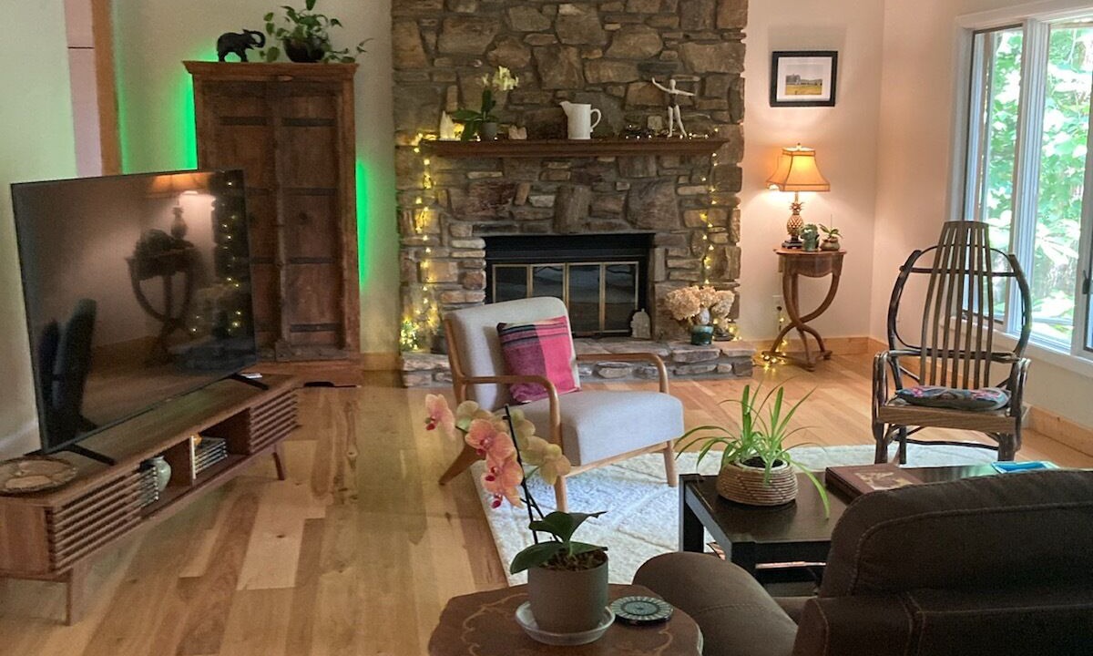 Photo of Livingroom in Brevard