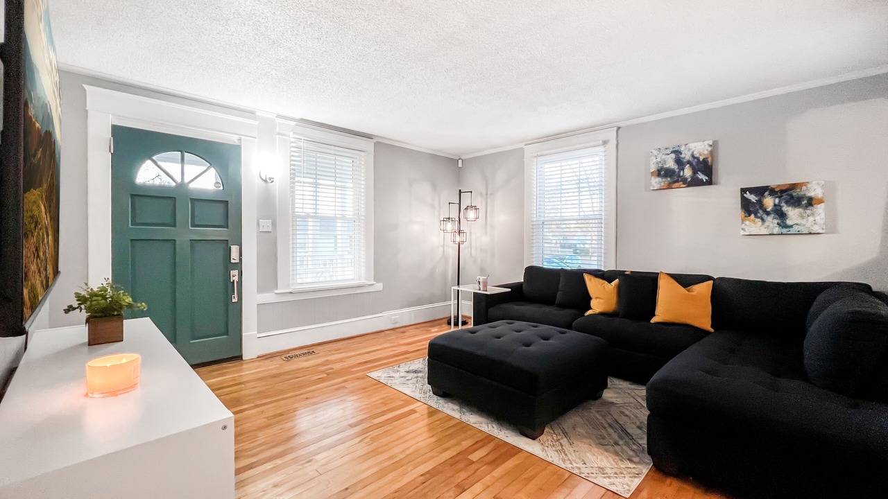 Photo of Livingroom in Greensboro