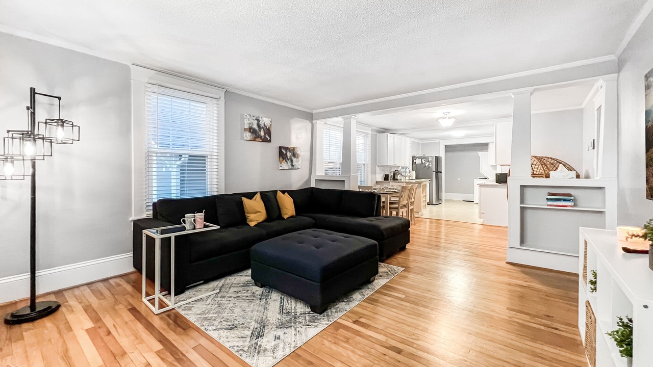 Photo of Livingroom in Greensboro
