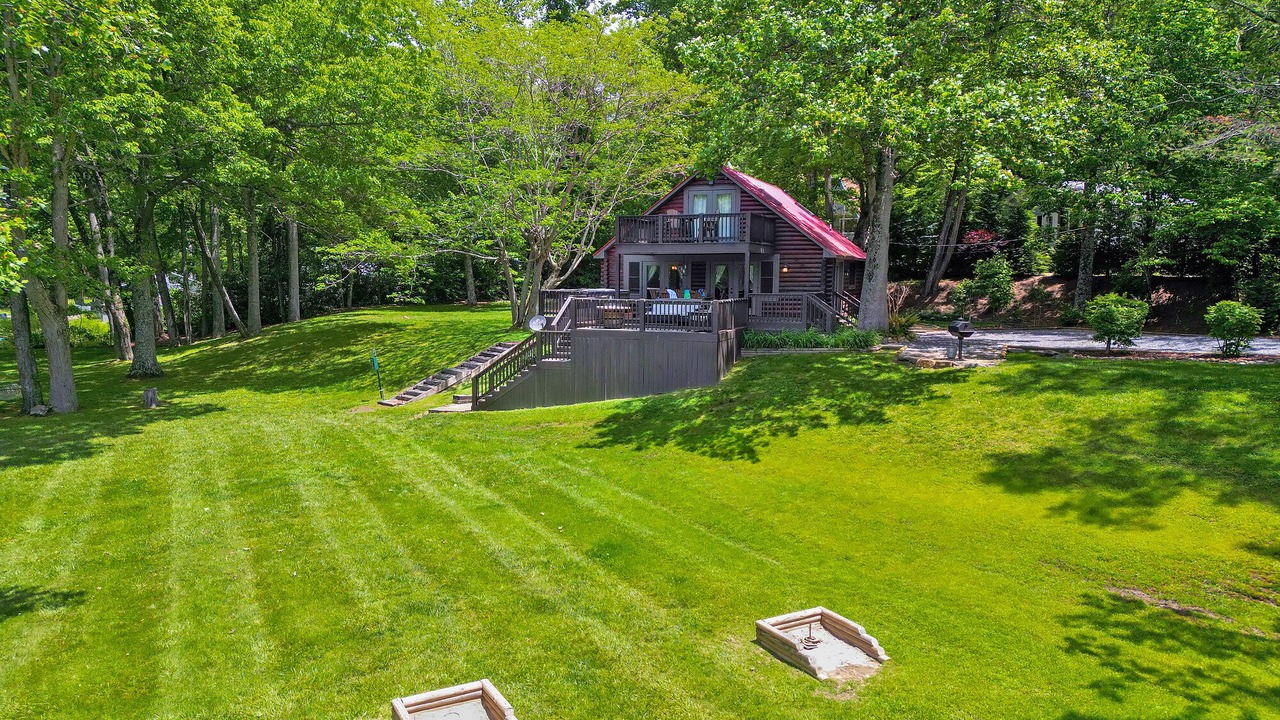 Photo of Outdoor in Topton