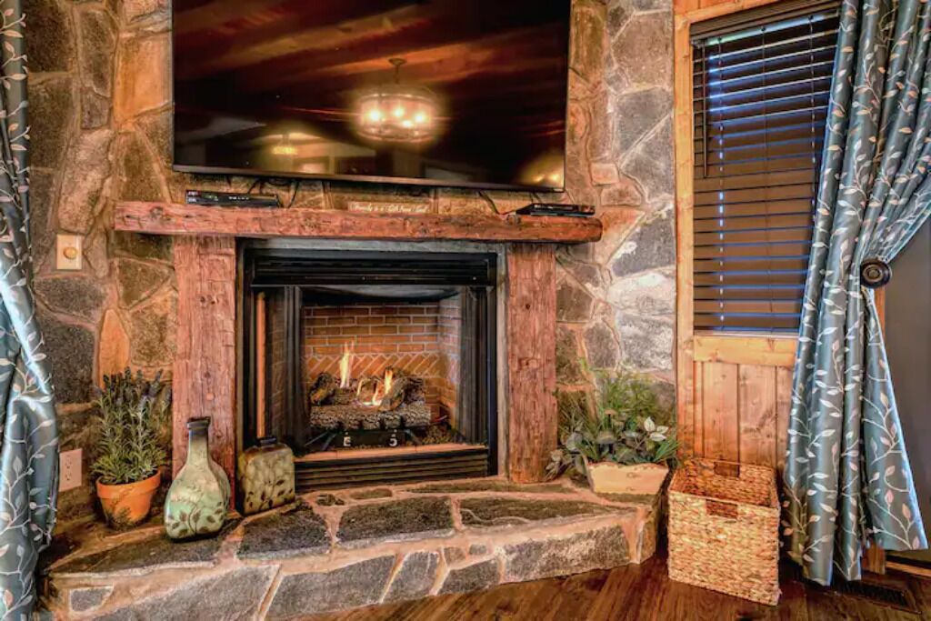 Photo of Livingroom in Topton