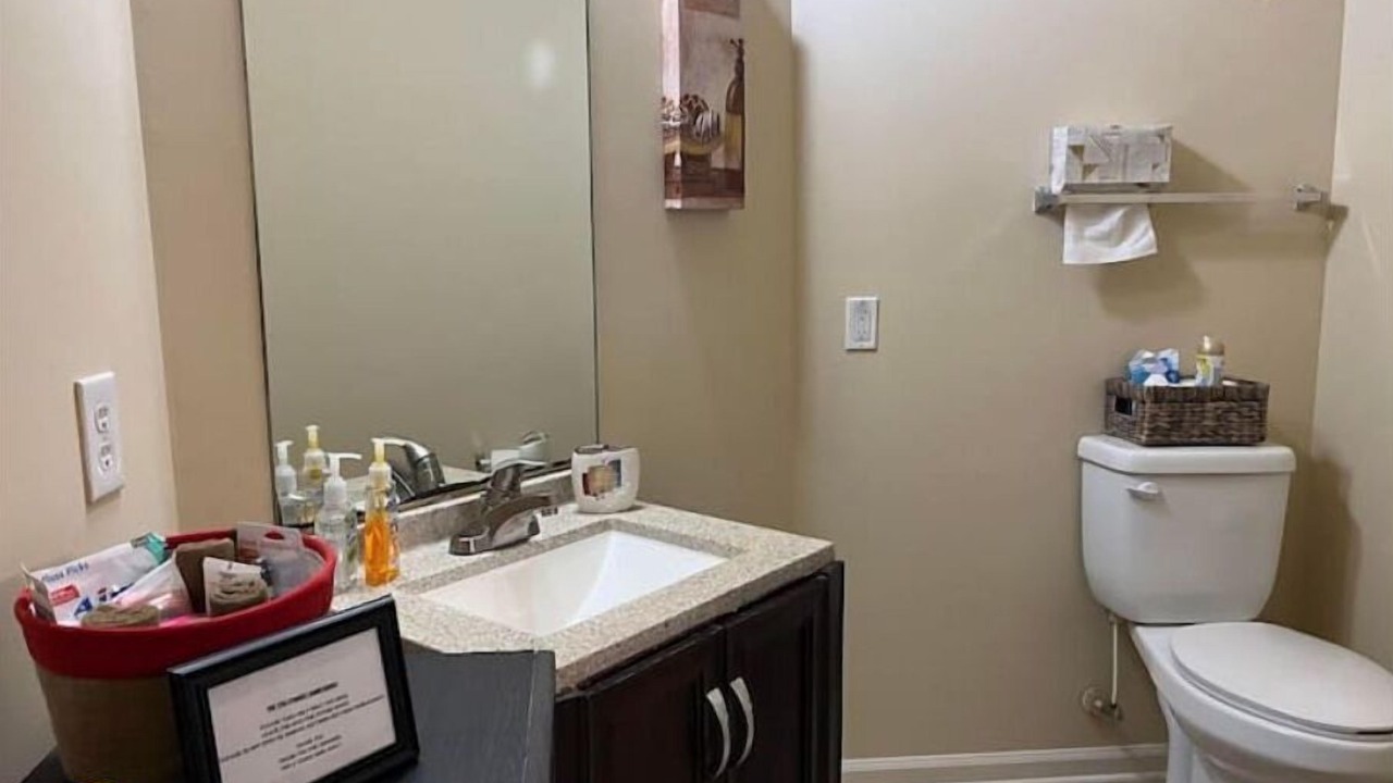 Photo of Bathroom in Executive Park