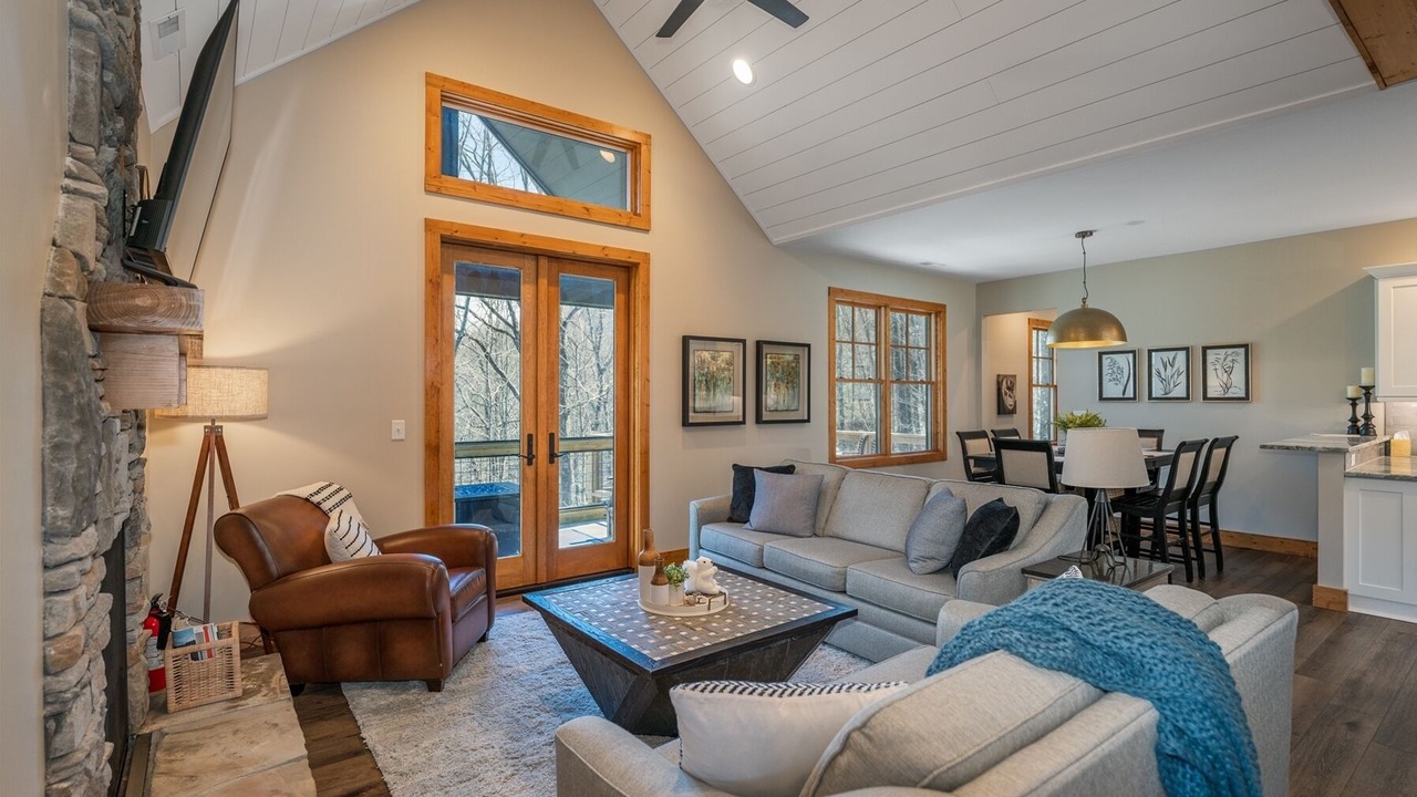 Photo of Livingroom in Brevard
