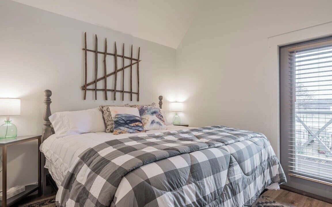 Photo of Bedroom in Guntersville
