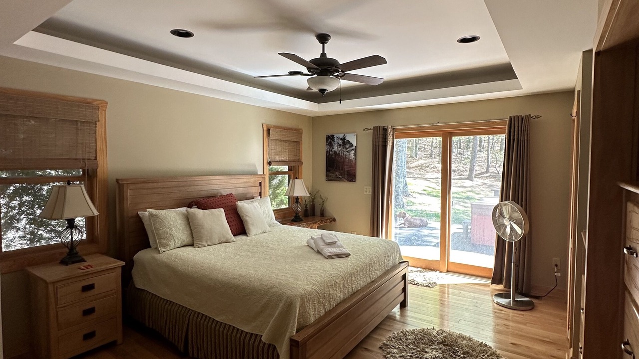 Photo of Bedroom in Lenoir
