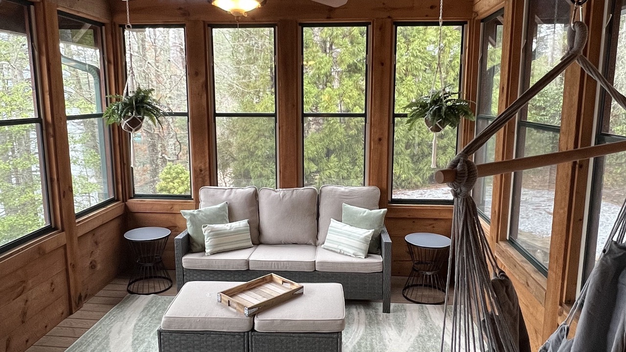 Photo of Livingroom in Topton