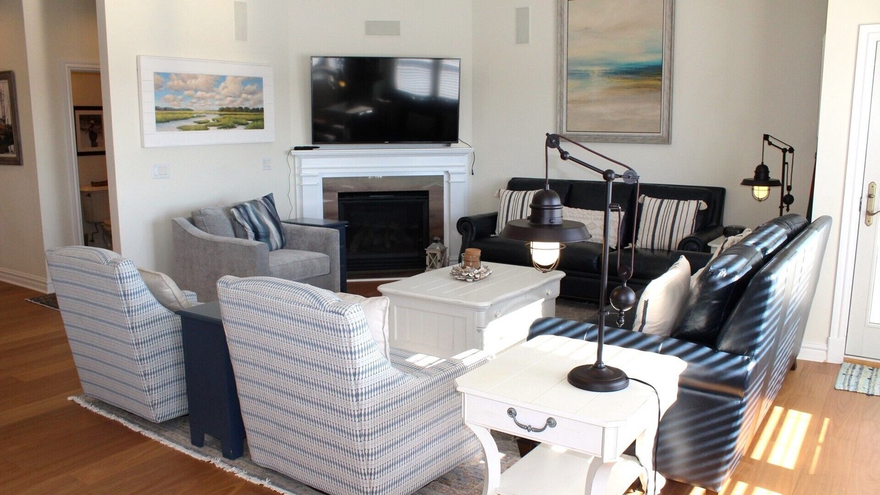 Photo of Livingroom in Manteo