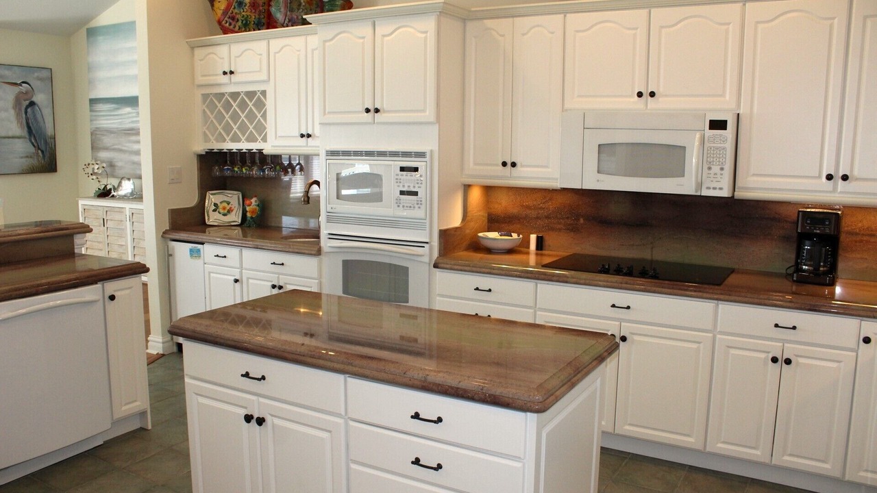 Photo of Kitchen in Manteo