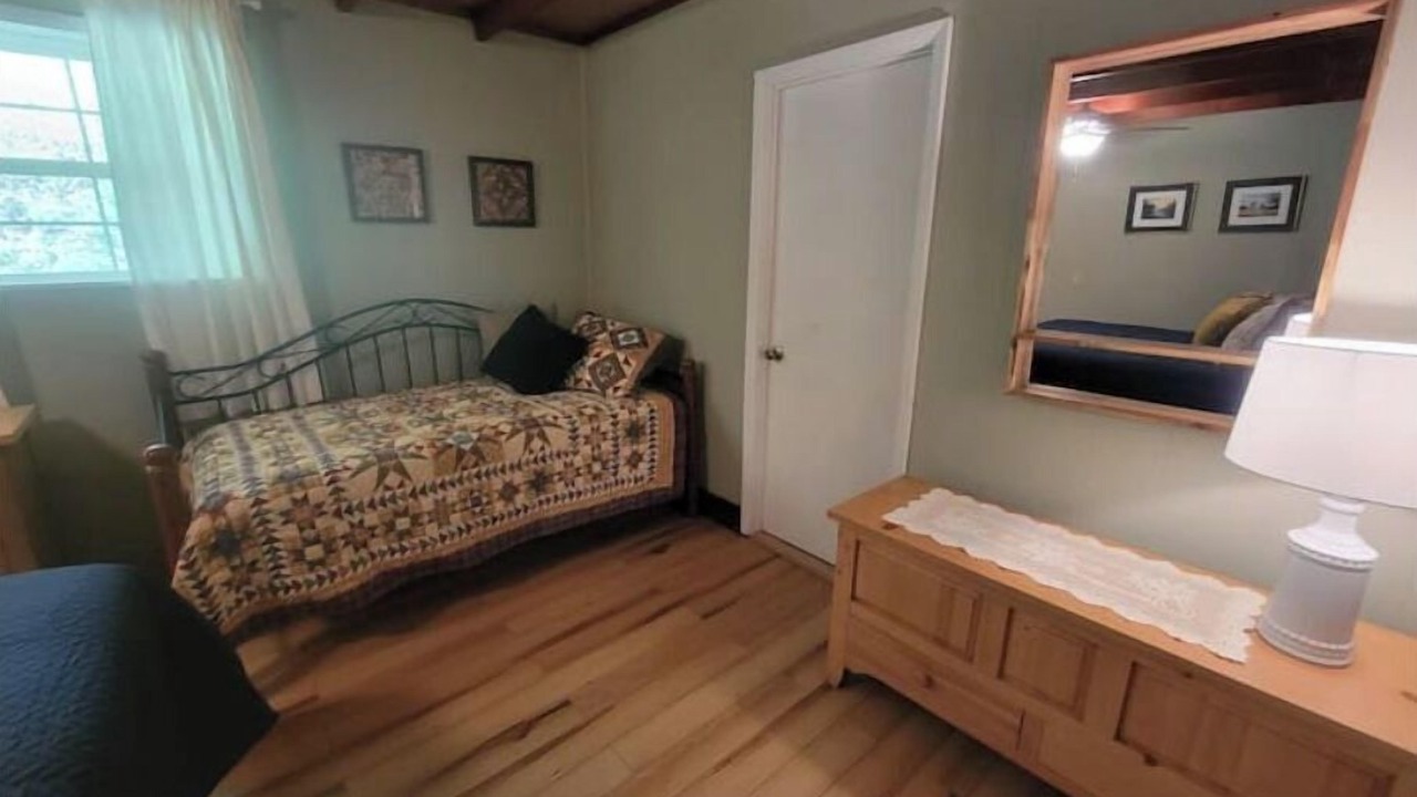 Photo of Bedroom in Fontana Dam