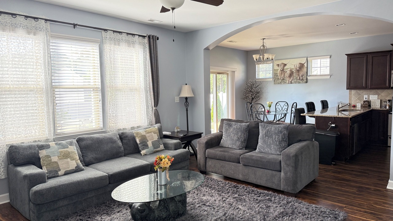 Photo of Livingroom in South View