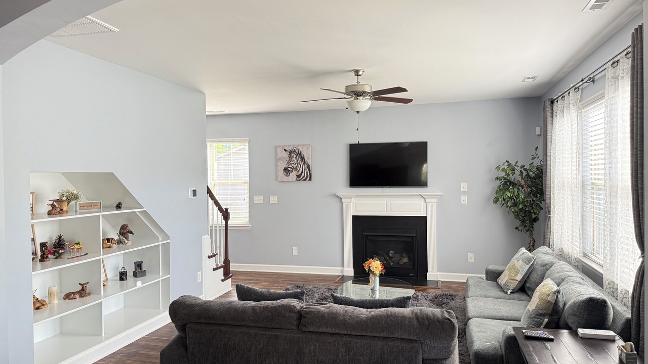 Photo of Livingroom in South View