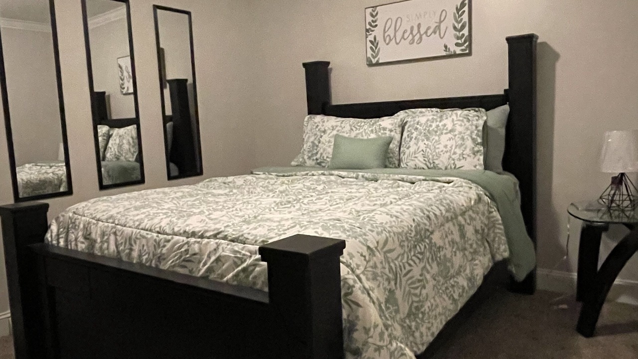 Photo of Bedroom in Lexington