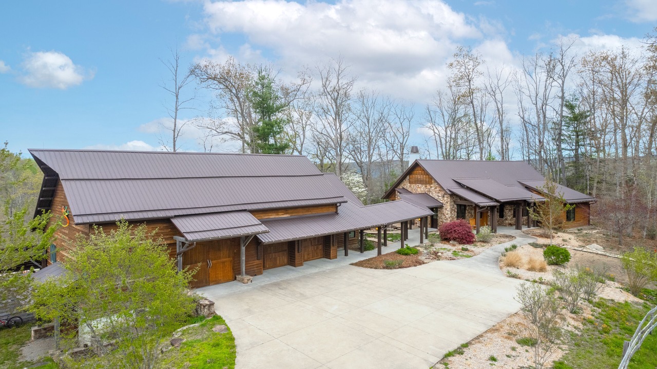 Photo of Outdoor in Hendersonville