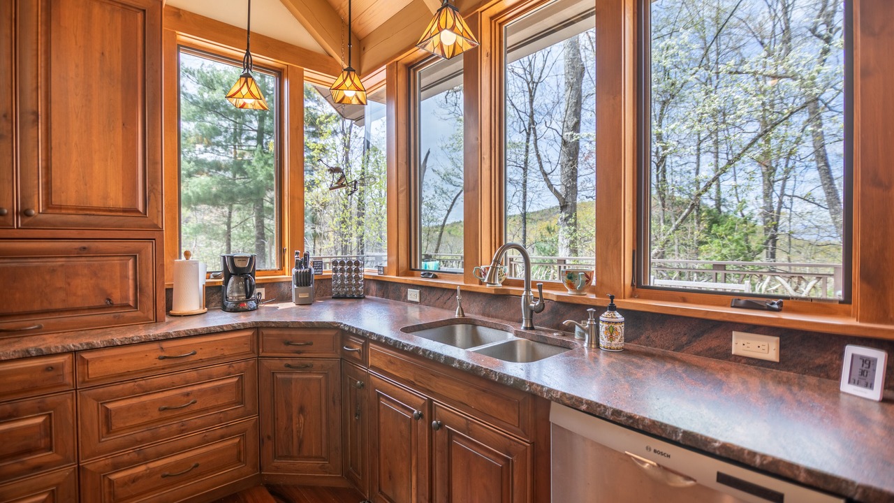 Photo of Kitchen in Hendersonville