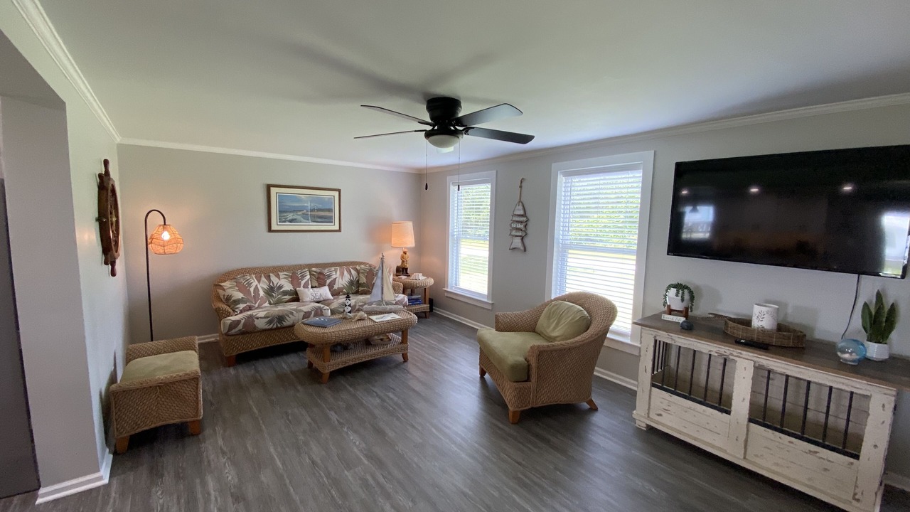 Photo of Livingroom in Gloucester