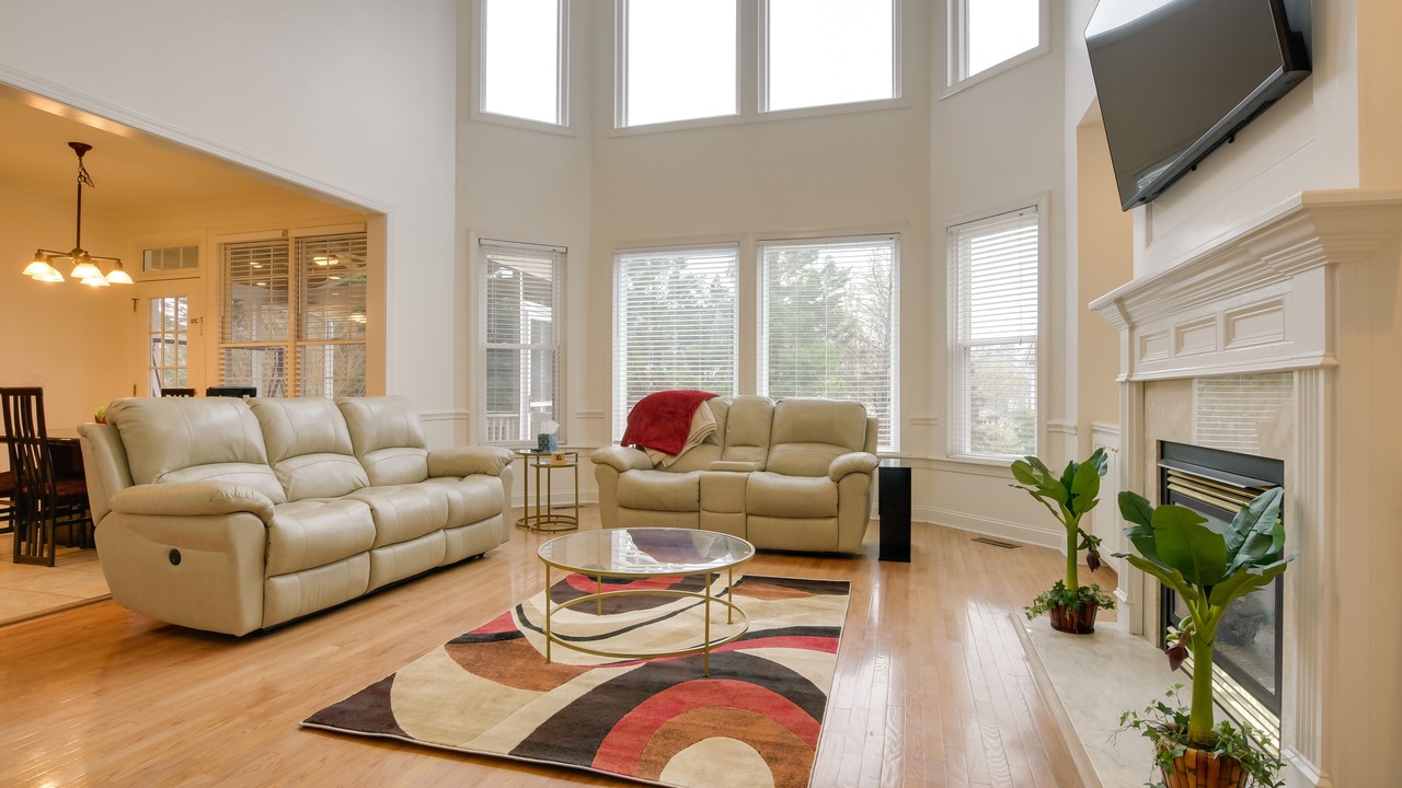 Photo of Livingroom in McCain