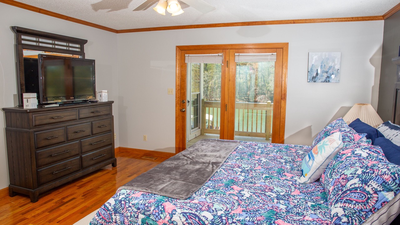 Photo of Bedroom in Scotts