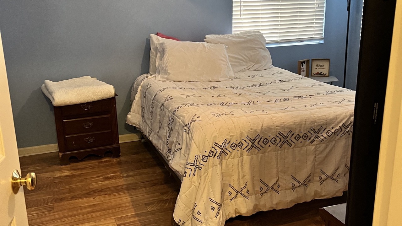 Photo of Bedroom in Jamestown