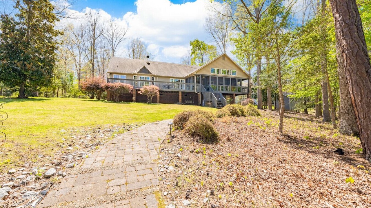 Photo of Outdoor in Wise