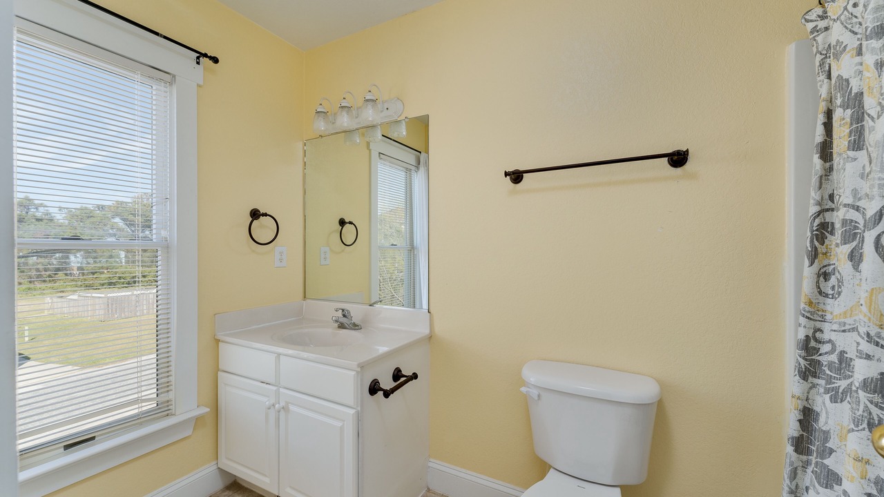 Photo of Bathroom in Rodanthe
